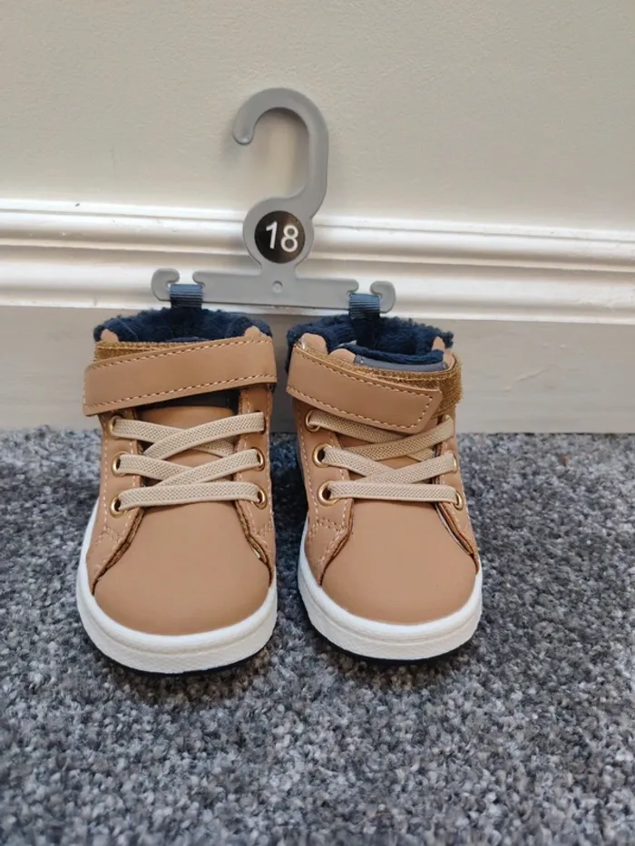 Chaussure d'hiver neuve