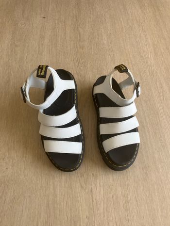 Sandales doc Martens  pointure 38