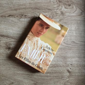 📚 Les filles du Cabet Émilie Arlette Cousture #emyfleury_livres