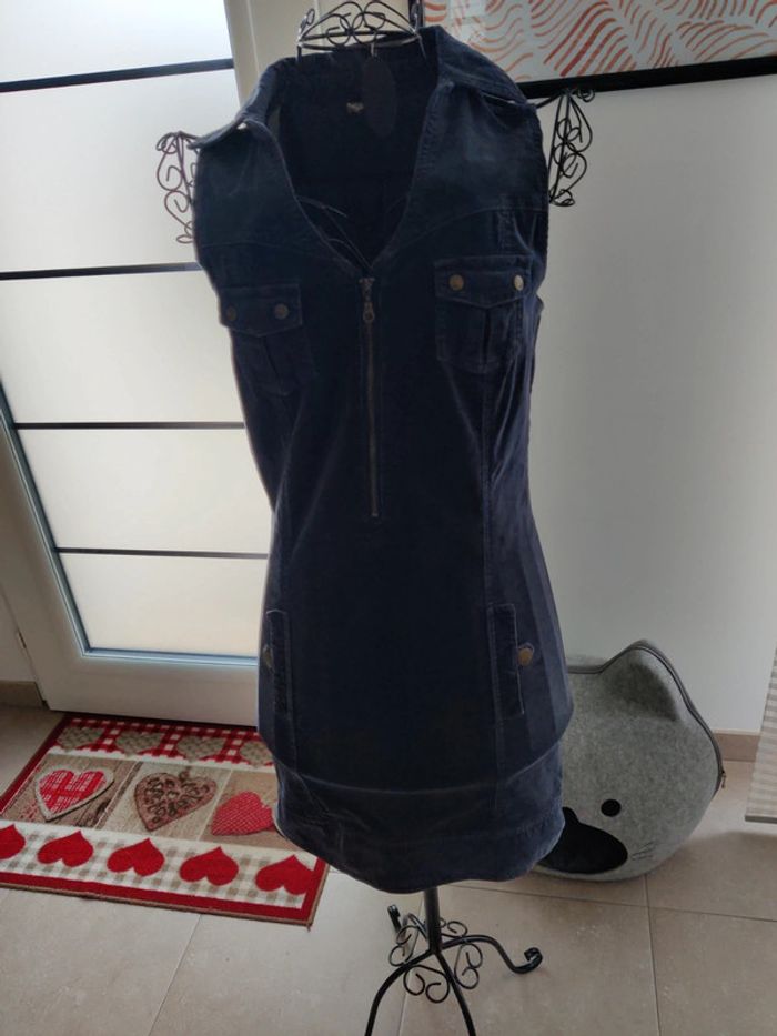 Robe bleu marine - photo numéro 3