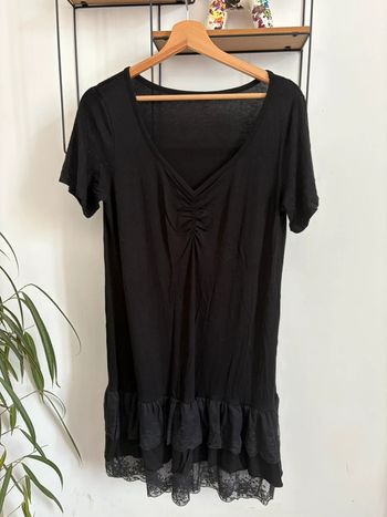 Robe noir T42