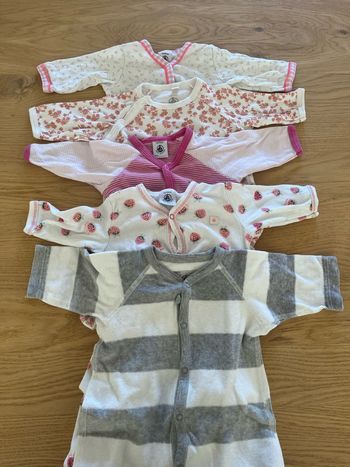 Lot de pyjamas petit bateau