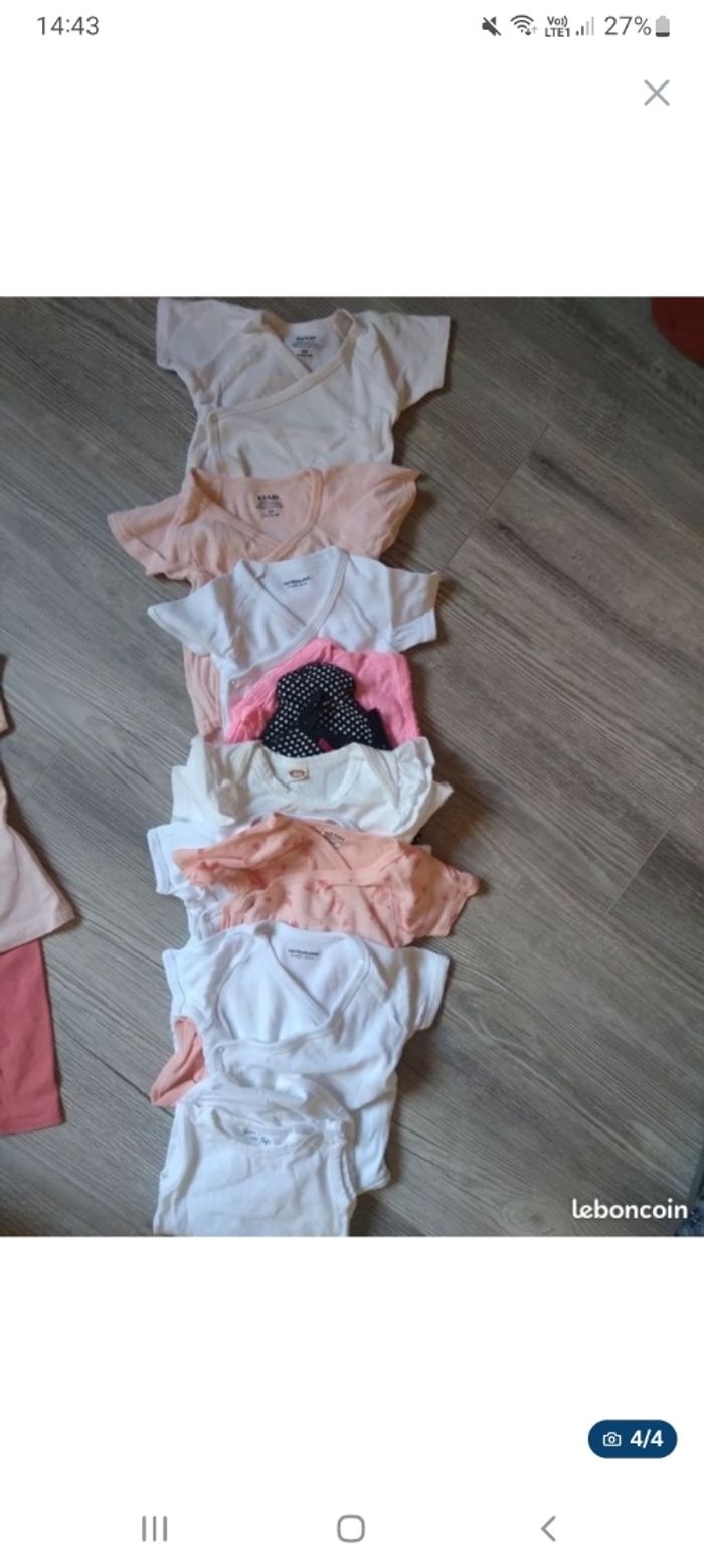 Lot vêtements 6 mois - photo numéro 3