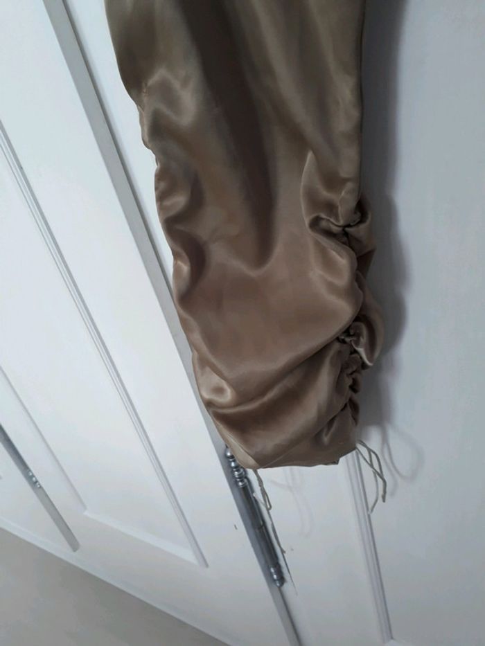 Pantacourt beige en coton effet satiné taille 2 - photo numéro 2