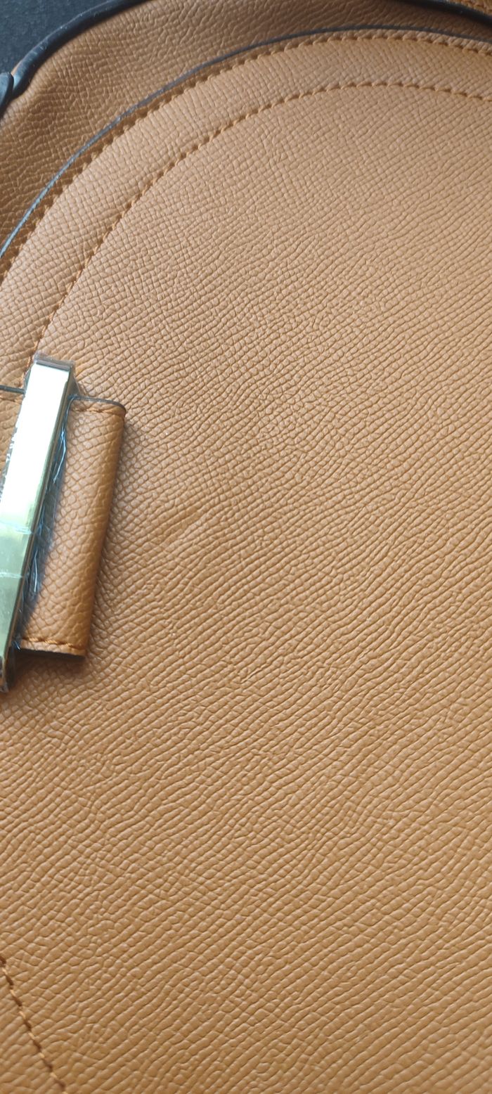 sac cuir benetton neuf - photo numéro 4