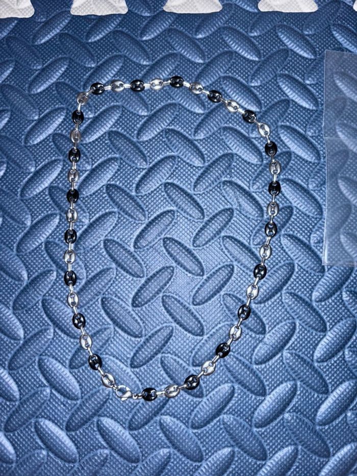 Chaîne, collier graines de café noir et grises - photo numéro 3