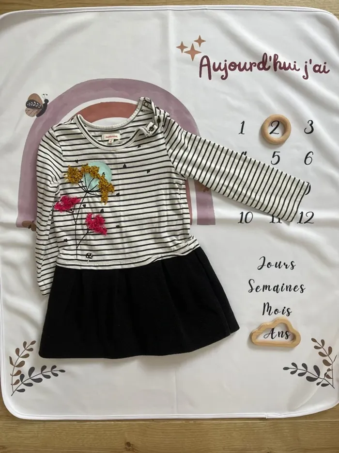 Robe bébé fille Catimini – Taille 2 ans – Rayée noir & blanc