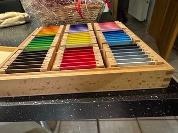 Nuancier de couleurs montessori