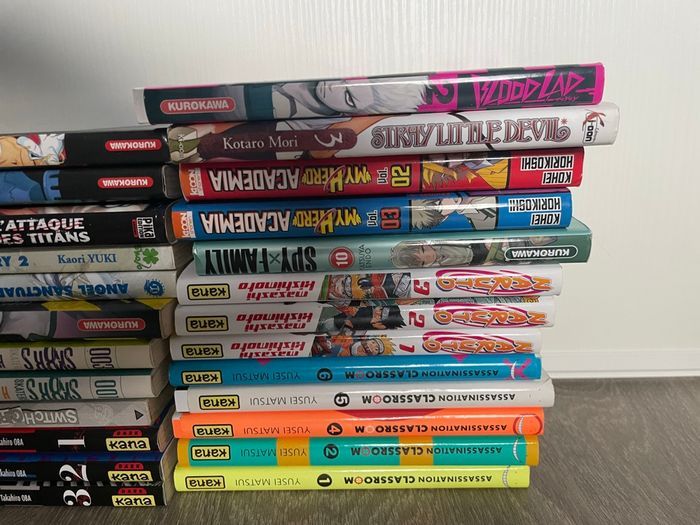 Lot mangas divers en lot Naruto/Attaque Titans/ Full Metal Alchimist/Classroom/Spy Family…. - photo numéro 4