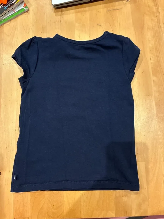 TEE Shirt fille 5 ans bleu marine manches courtes okaidi parfait état - photo numéro 6
