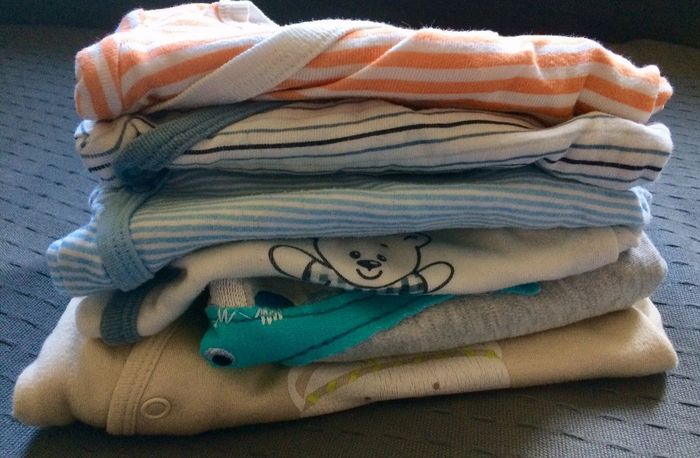 Lot de 5 bodies + 1 pyjama - Taille 62 cm / 3 mois - photo numéro 4