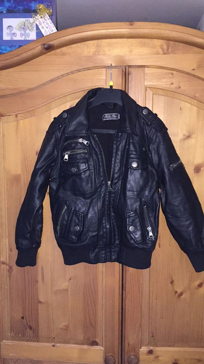 Veste similicuir fourrée 110cm