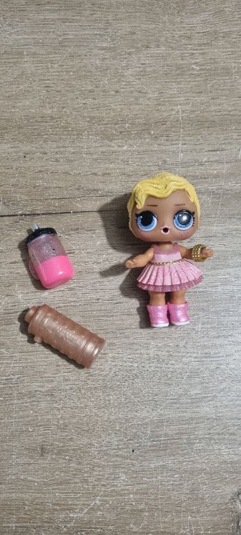 Mini poupée LOL Surprise