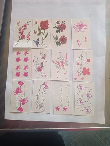 Ensemble tatouage neuf fleurs