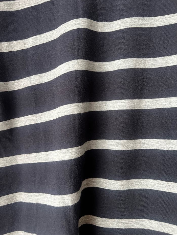 T-shirt manches longues bleu marine et gris Kiabi taille M - photo numéro 4