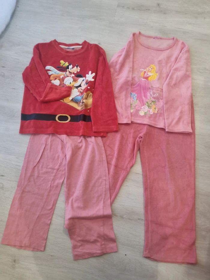 Lot pyjamas 5 ans
