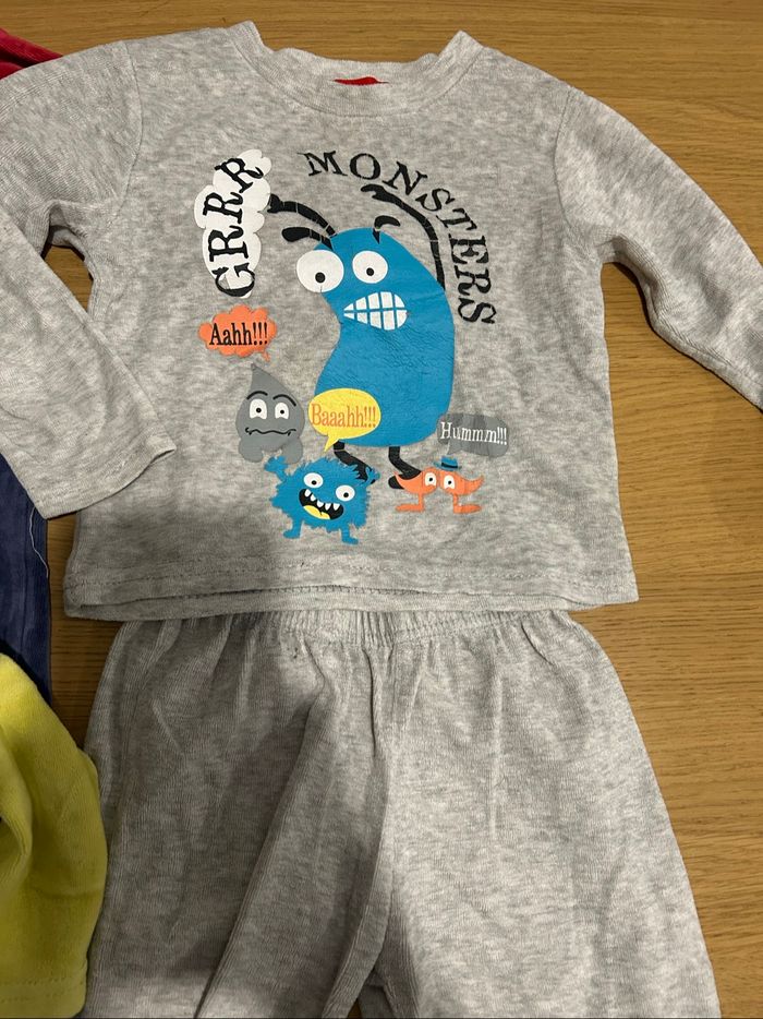 Pyjamas 2 ans - photo numéro 2