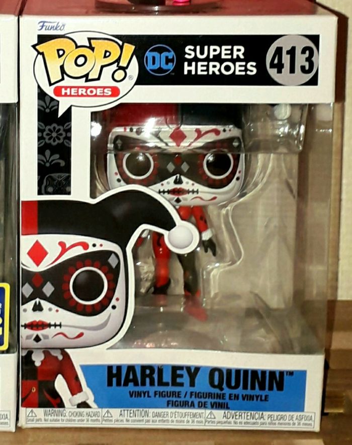 Lot de 4 Funko Pop Batman : 3 Harley Quinn 371 413 166 & Mister Freeze 342 - photo numéro 8