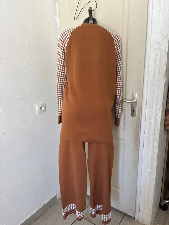 Ensemble léger 451 - photo numéro 8