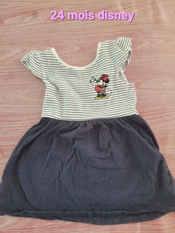 Robe disney