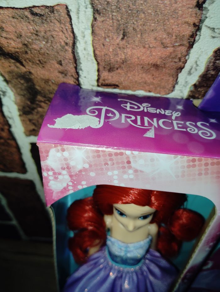 Coffret poupée Disney Ariel avec accessoires - photo numéro 2