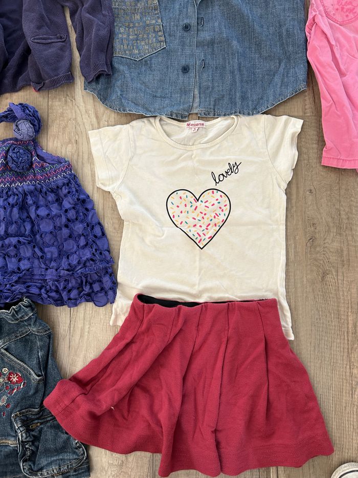 Lot taille 5 ans - photo numéro 3