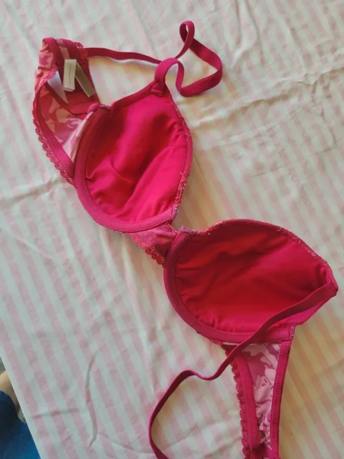 Soutien gorge taille 90B - photo numéro 5