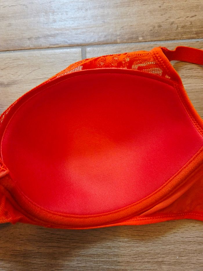 Soutien gorge taille 90 E - photo numéro 6
