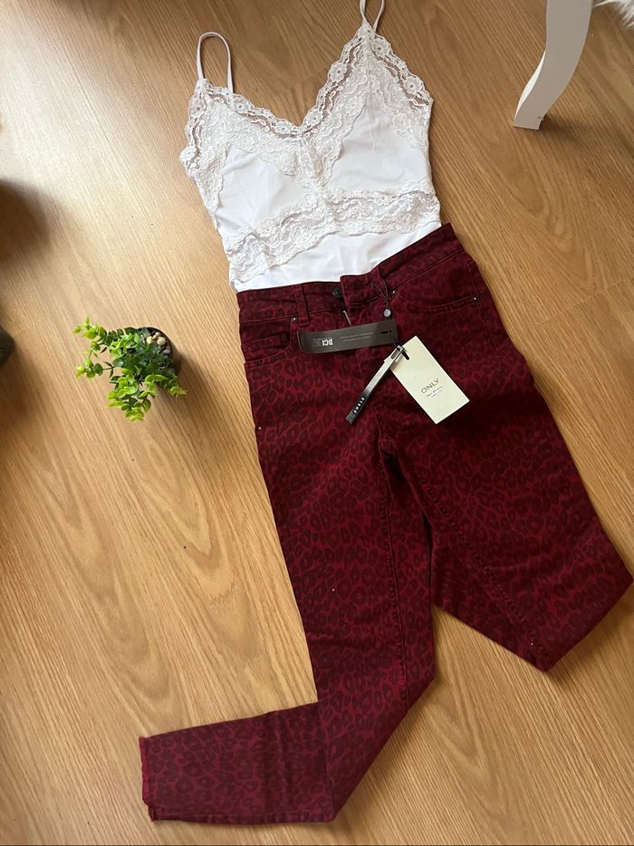 Pantalon bordeaux tacheté T.S modéle blush mid waist skinny neuf