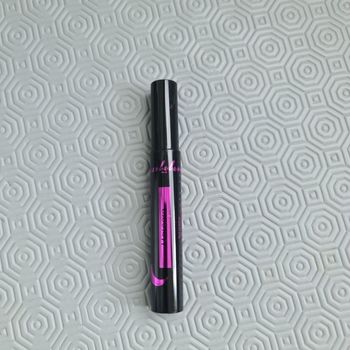 Mascara