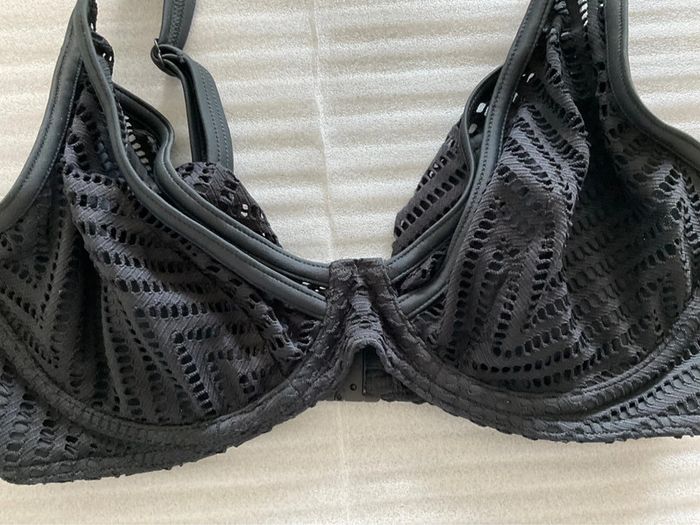 Haut maillot noir Freya neuf - photo numéro 4