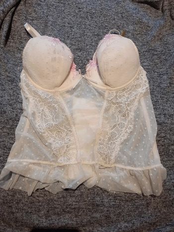 Bustier Etam taille 95B