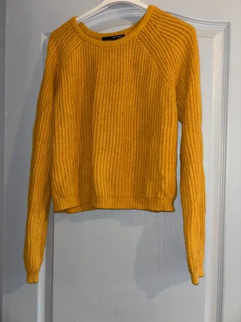 Pull jaune
