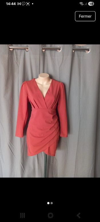 Magnifique robe taille M état impeccable 