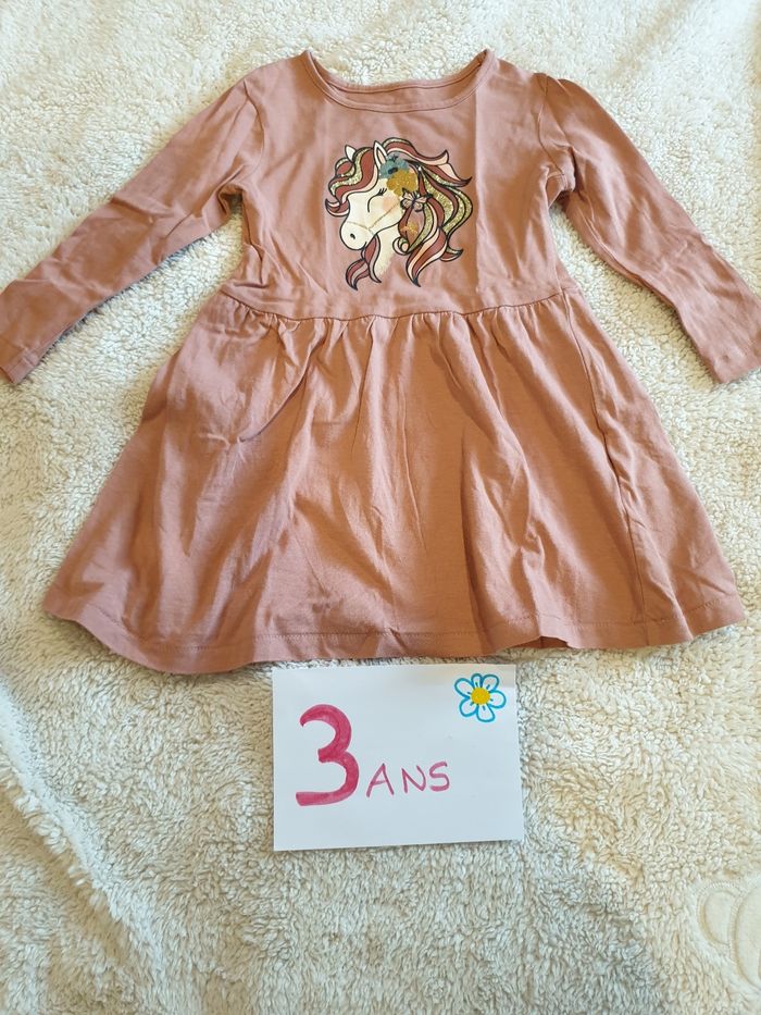 Robe 3 ans
