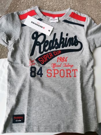 Tee shirt redskins neuf taille 5 ans