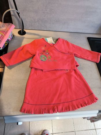 Ensemble robe et haut 18 mois neuf