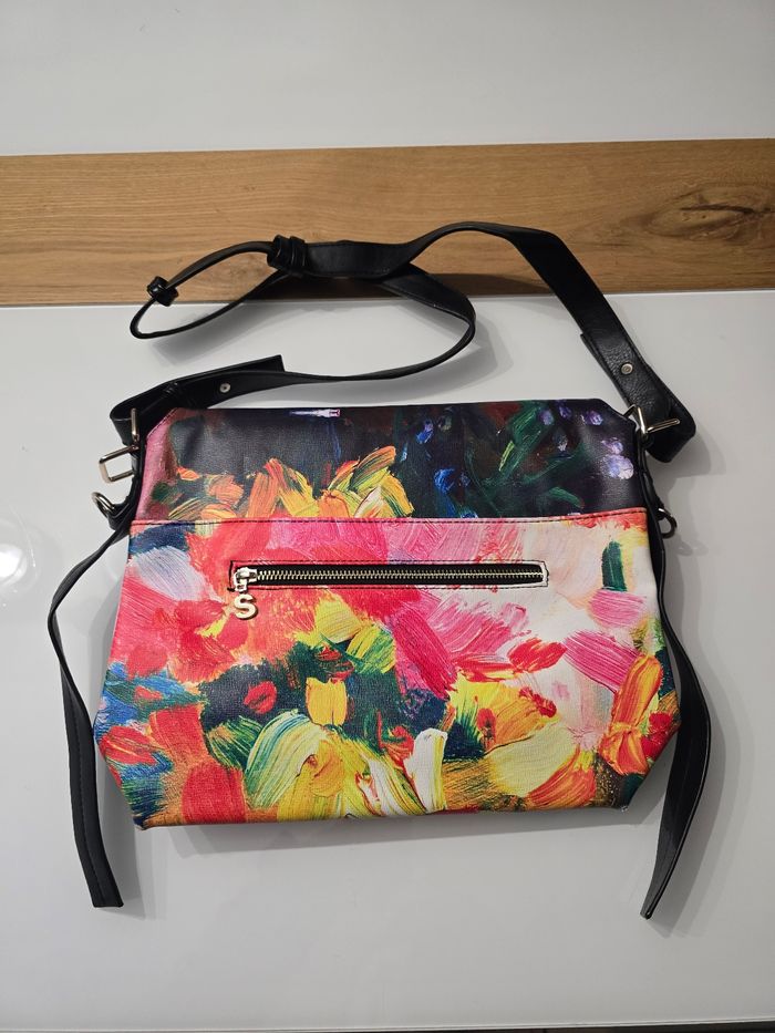 Sac à bandoulière Desigual excellent état, comme neuf - photo numéro 2