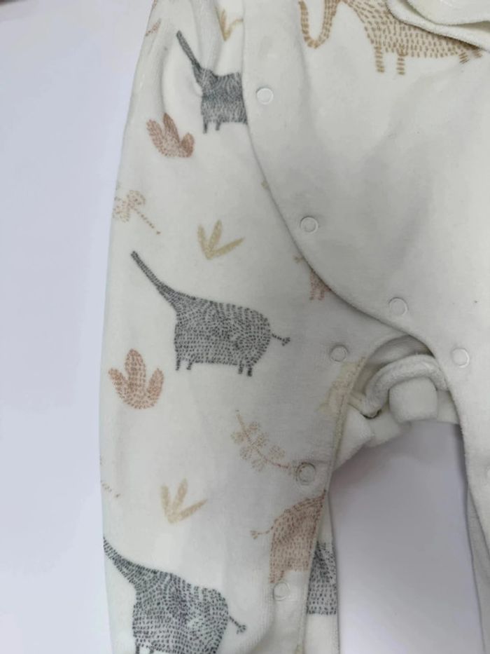 Pyjama Noukie's velours taille 6 mois, 68 cm unisexe - photo numéro 2