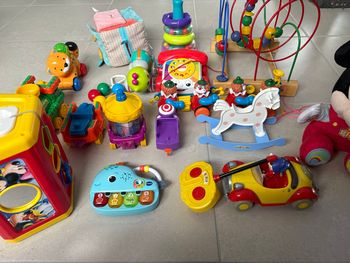 Lot jouet premier âge 