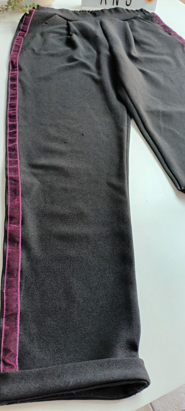 Pantalon noir et bordeaux - photo numéro 2