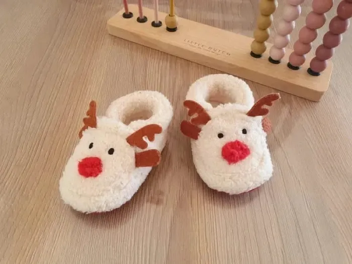 Paire de Chaussons Noël Rennes Taille 16-17 (0-6 mois) - Vertbaudet - photo numéro 5