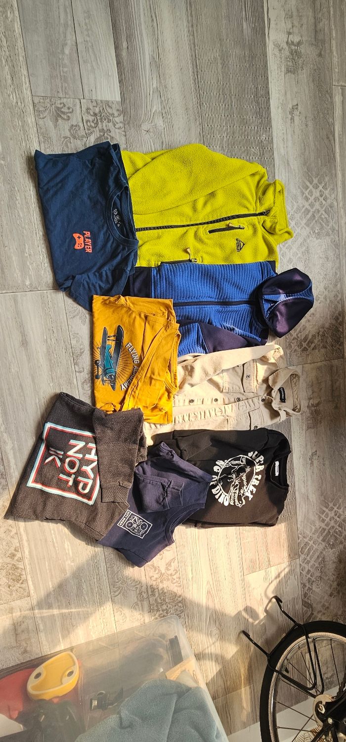 Lot vêtements garçon 6ans
