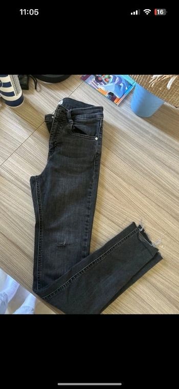 Jean pull & bear taille 36