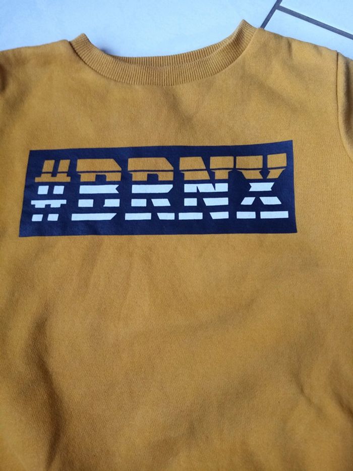 Pull moutarde 8A - photo numéro 2