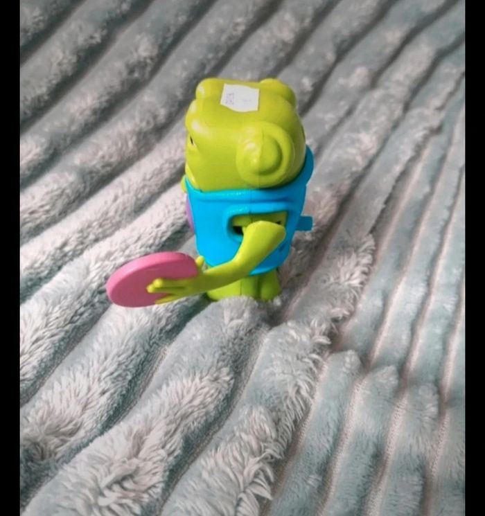 Figurine de oh nerveux de en route de macdonald 2015 - photo numéro 4
