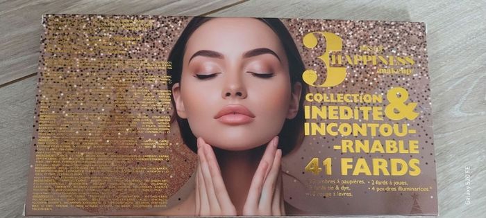 palette maquillage 41 fards neuve Miss cop - photo numéro 2