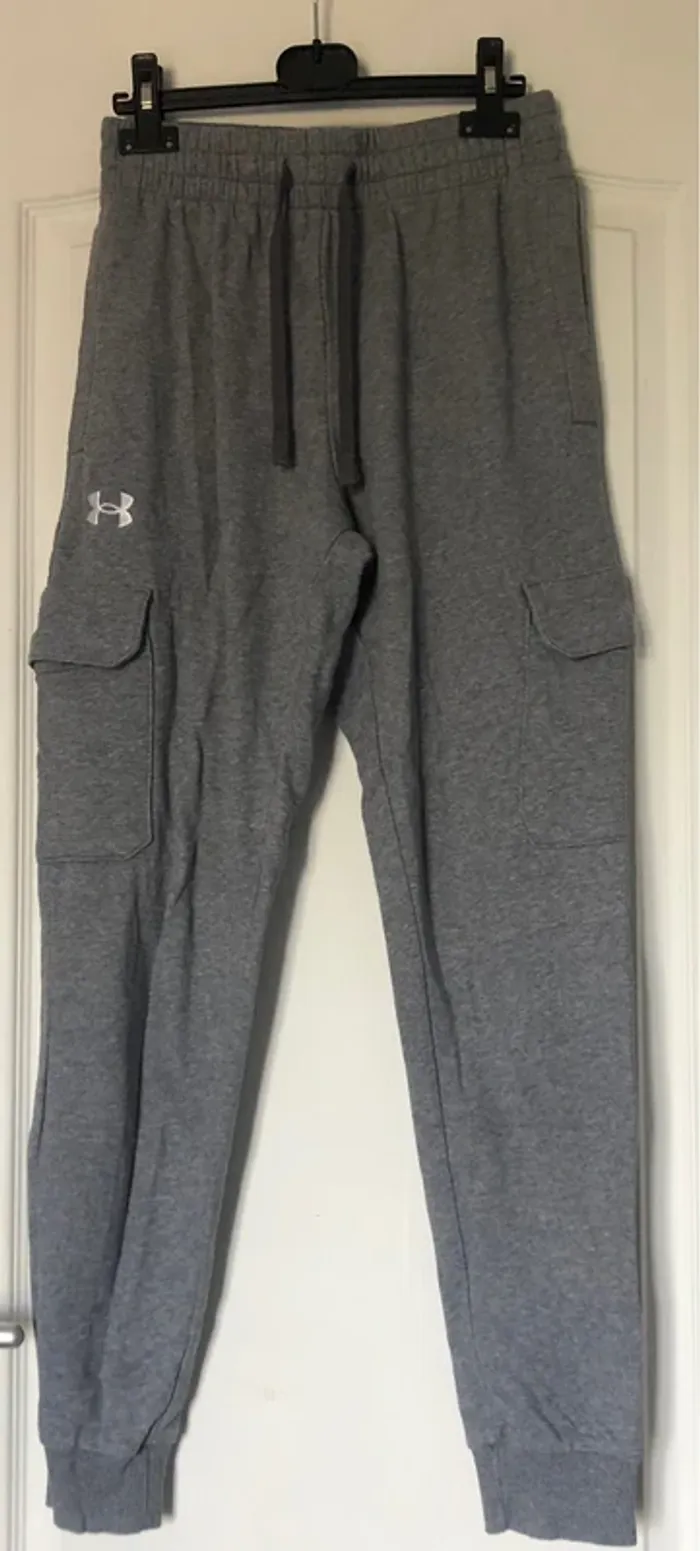 Jogging under armour