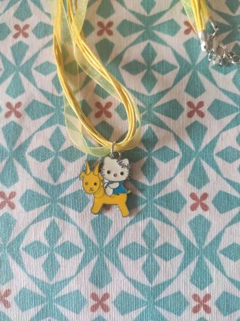 Hello Kitty Collier métal Capricorne