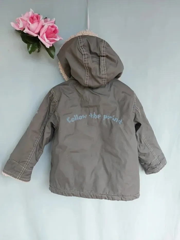 Blouson avec capuche Disney Winnie 18 mois - photo numéro 9